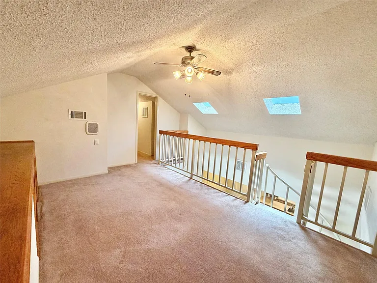 13323 Wells River Dr — Photo 8