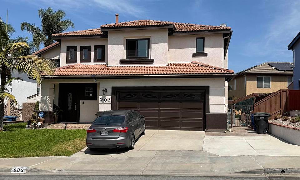 1st image of 983 Camino Del Sol