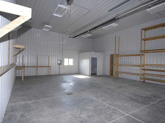 2nd image of 200 Windflower Ln #10