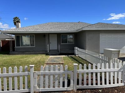 2916 N Cedar Ave, Fresno, CA, 93703