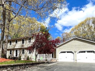 75 Klebart Ave, Webster, MA, 01570