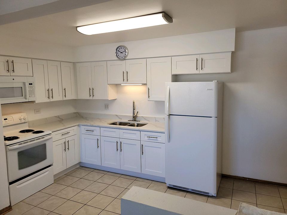 1st image of 326 Beach Ave
