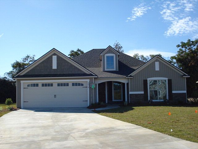 1st image of 3915 Karaline Cir