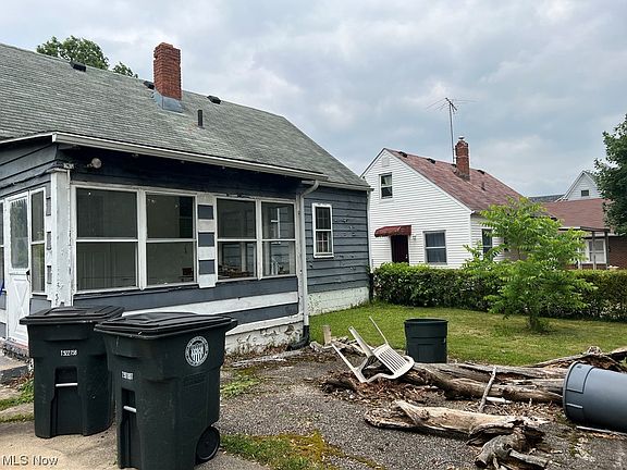 4th image of 913 Dover Ave