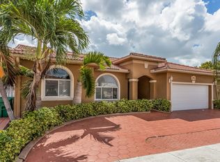 8862 NW 142nd Ln, Miami Lakes, FL 33018