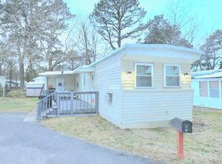 525 Riverleigh Ave #C7, Riverhead, NY 11901
