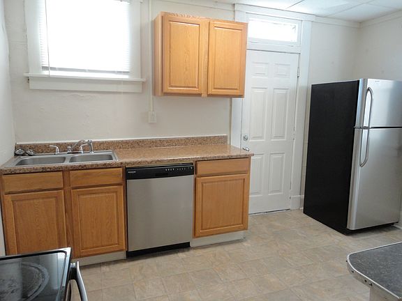 4th image of 2476-2488 Indianola Ave #2476