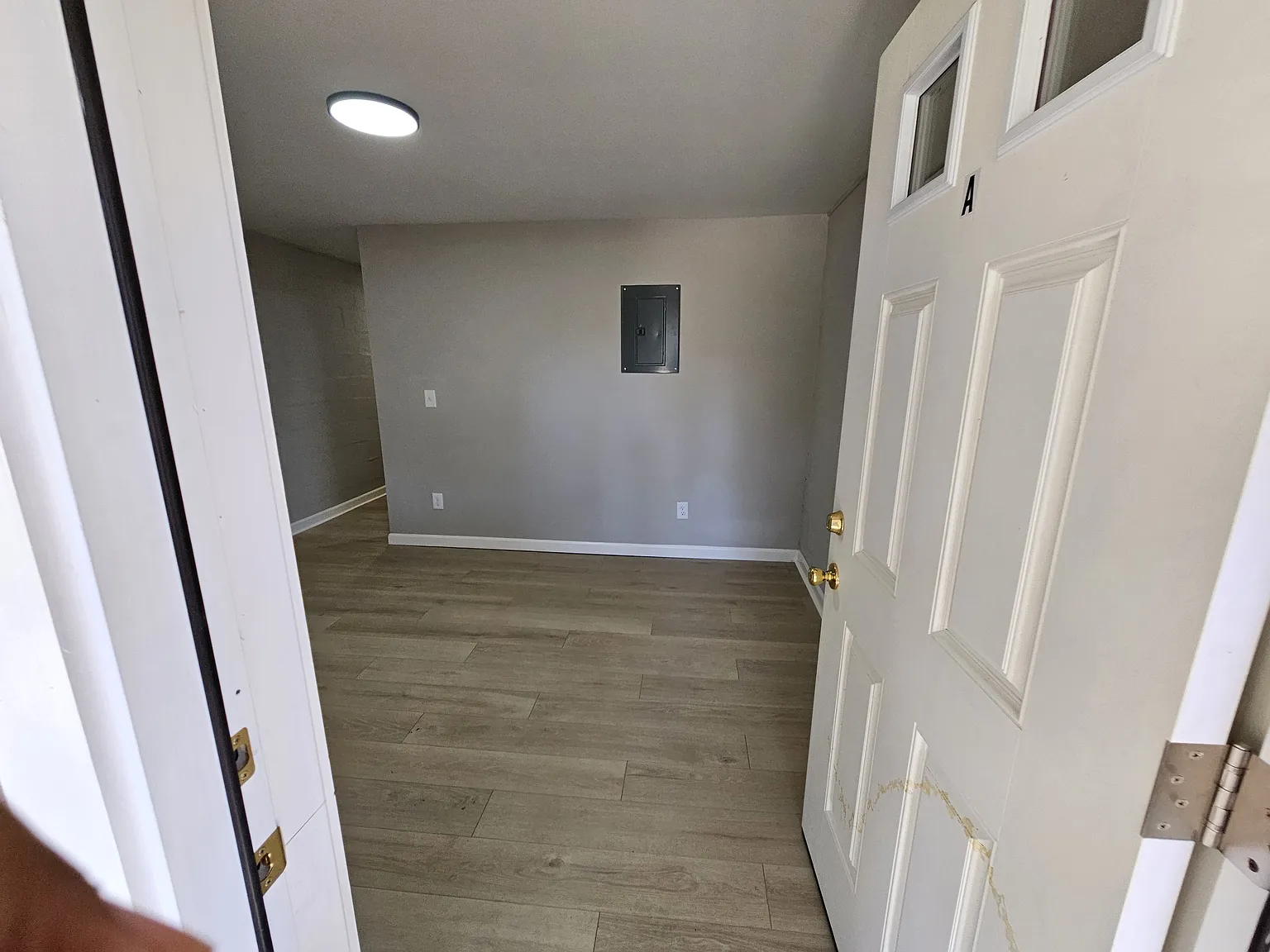2 bed, 700 sqft, $750 — Photo 4