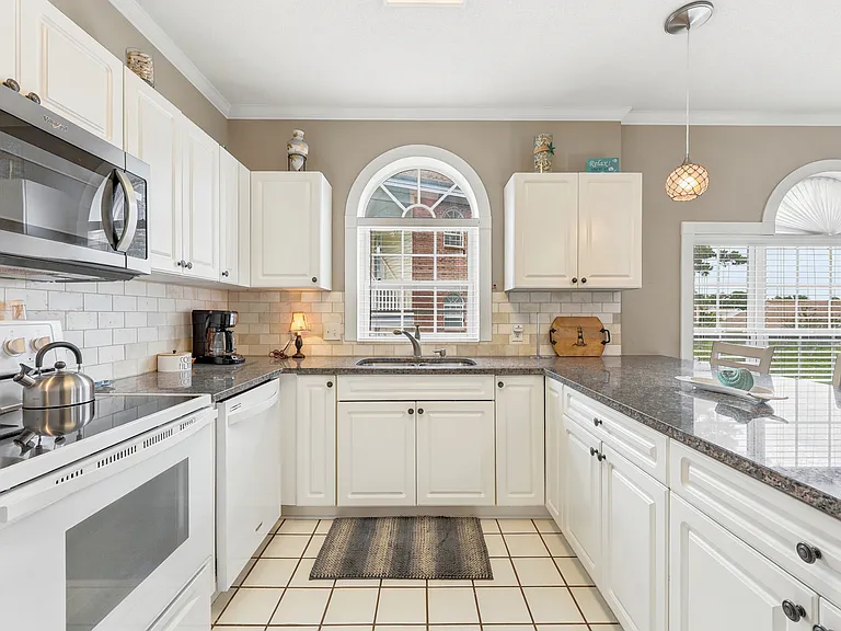 4185 Hibiscus Dr #11201 — Photo 8