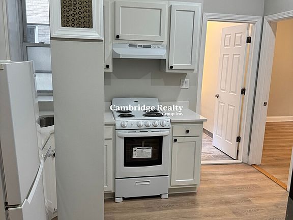 2nd image of 1193 Commonwealth Ave #5T