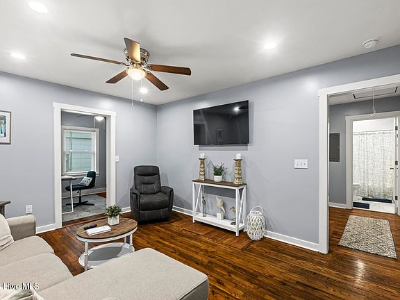 4th image of 21 E Bayshore Boulevard