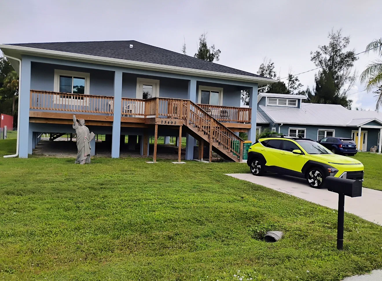 3 bed, 2.0 bath, 2040 sqft, $2,195 — Photo 3