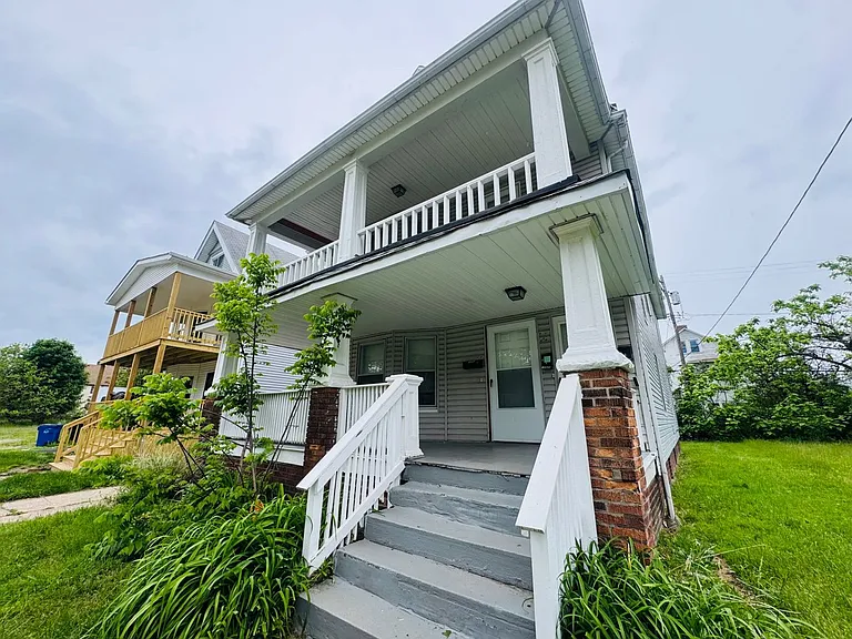 11521 Tuscora Ave — Photo 41