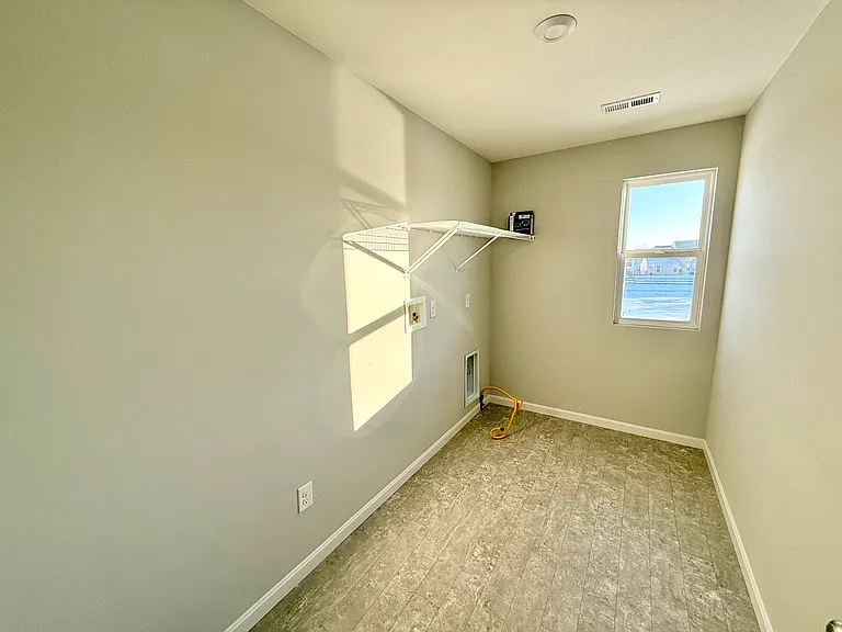 4385 Legacy Greens Dr — Photo 47