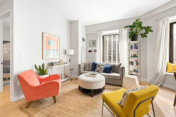 Rented by Compass | media 7