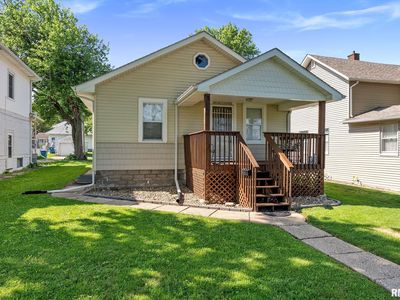 240 15th Ave, East Moline, IL, 61244
