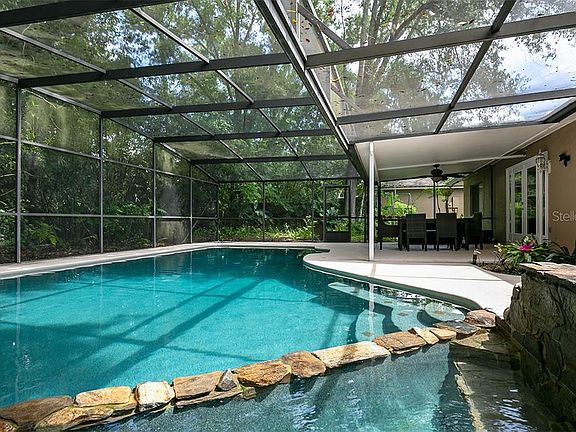 4th image of 703 Aberdeen Ct