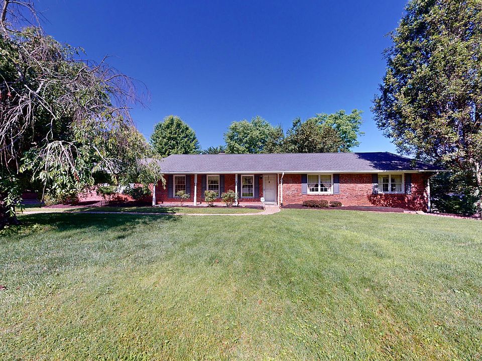 1st image of 1001 Meadowlark Dr