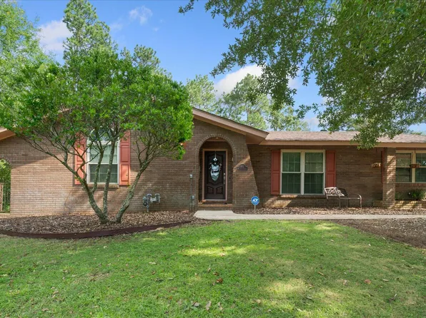 102 Bay Shore Cir, Hattiesburg, MS 39402