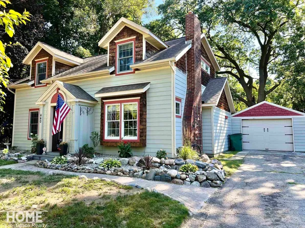 440 Curwood Dr, Owosso, MI 48867
