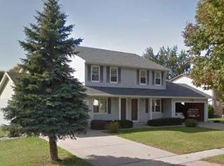 751 Crawford Dr #A, Cottage Grove, WI 53527