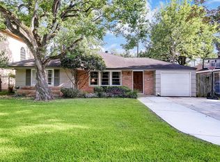 5205 Patrick Henry St, Bellaire, TX 77401