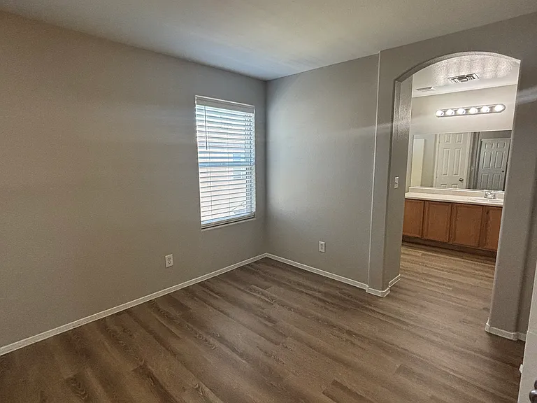 6081 Las Nubes Dr — Photo 6