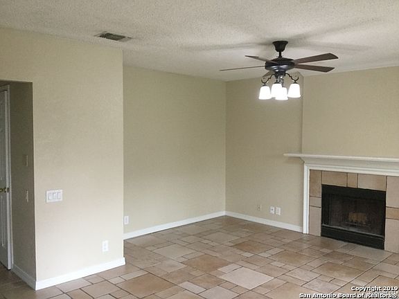 5th image of 1119 Hedgestone Dr