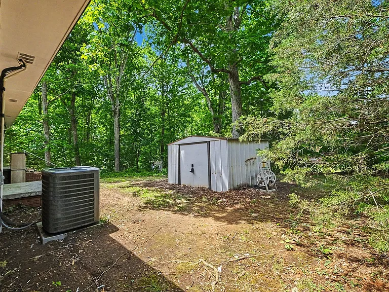 468 Taylor Street — Photo 20