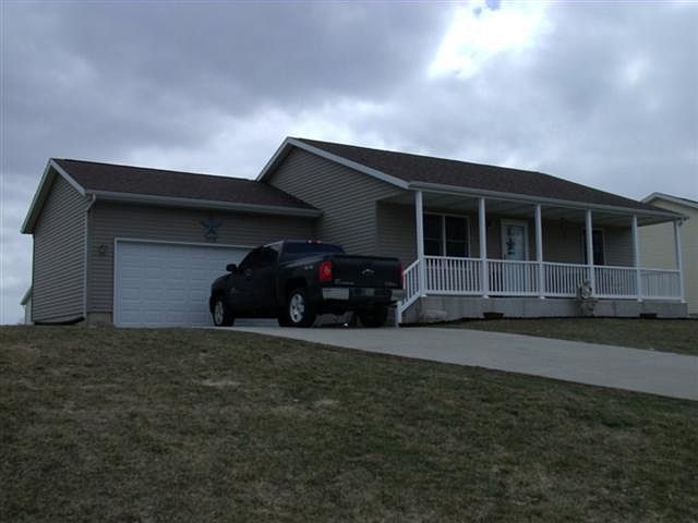 1st image of 1046 Van Gilst Dr