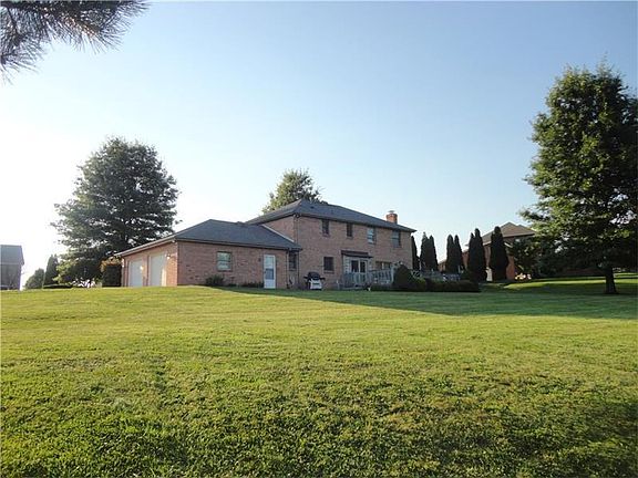3rd image of 427 Cherry Blossom Dr