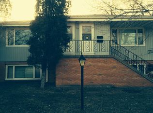 1113 N 3rd St, Bismarck, ND 58501