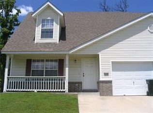 3044 W Marigold Dr, Fayetteville, AR 72704