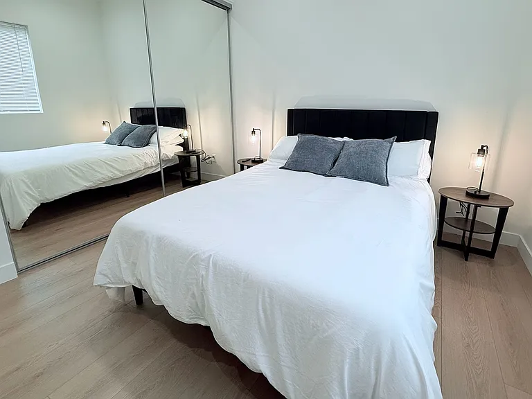 5725 Bertrand Ave #1/2 — Photo 23