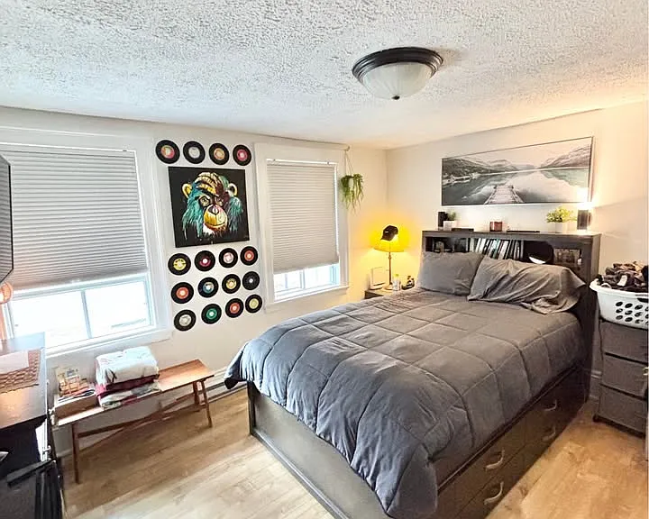 349 Charlotte St #347 — Photo 5