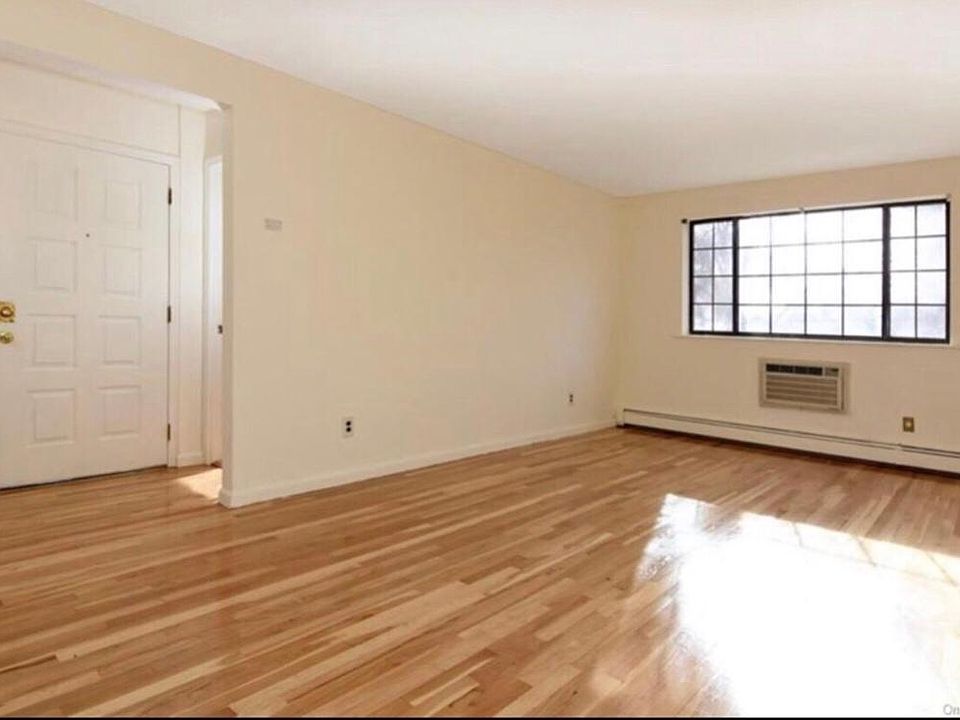 1st image of 1043 E 224th St #2