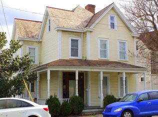 366 E Beau St, Claysville, PA 15301