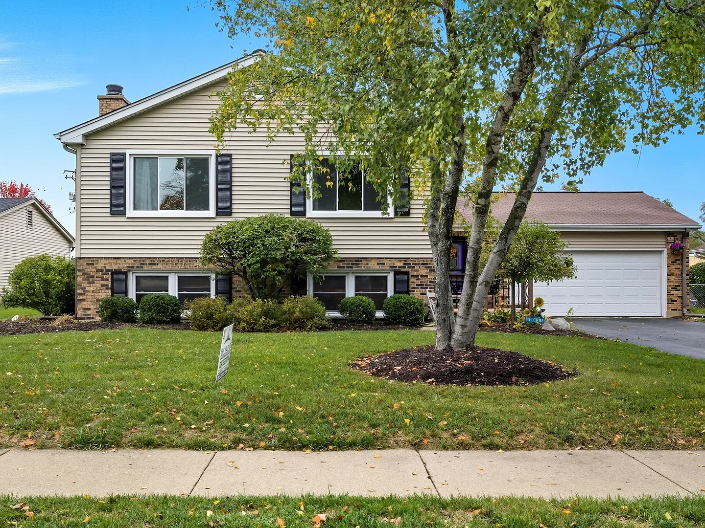 550 Norman Dr photo 1
