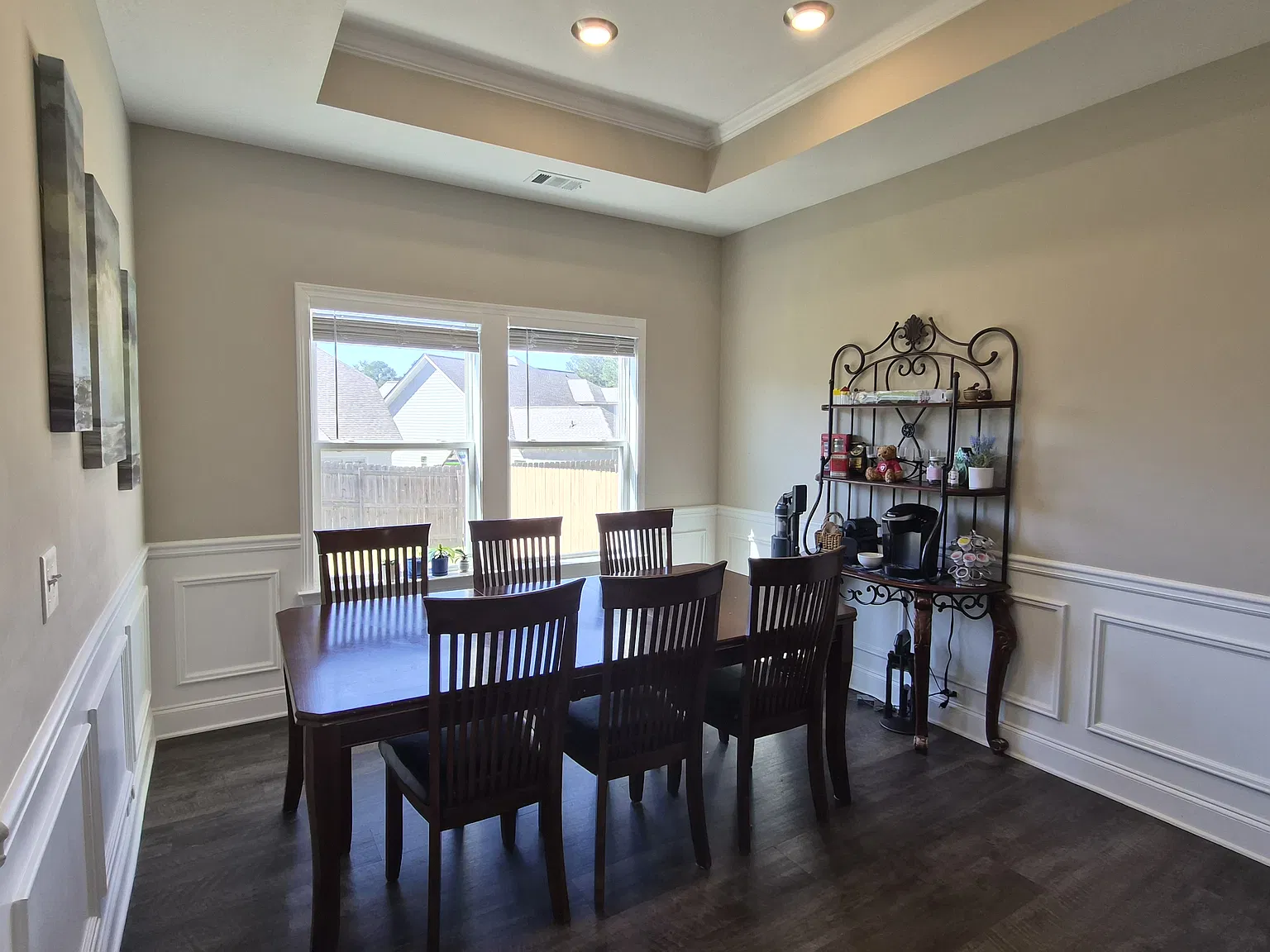 4 bed, 2331 sqft, $2,600 — Photo 4