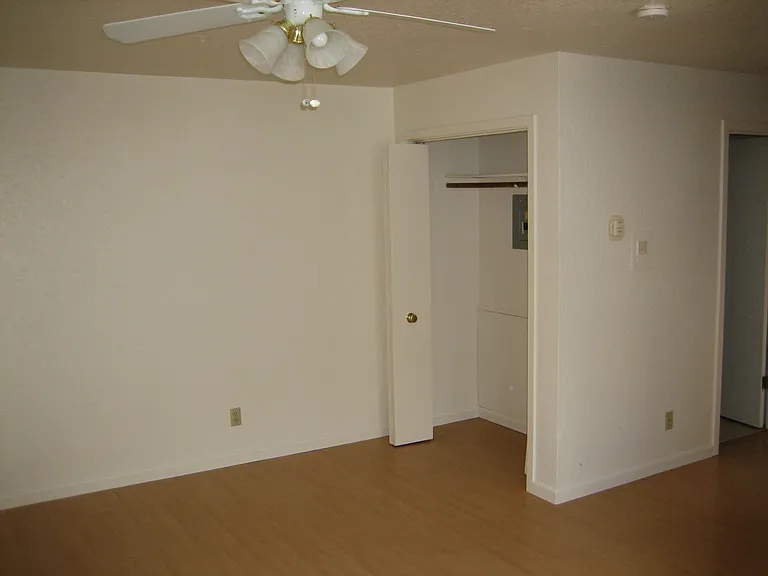 138 Leibrandt Ave — Photo 8