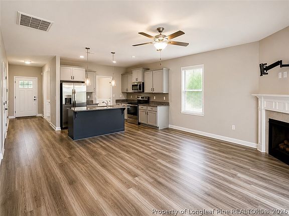 4th image of 1104 S 9th St