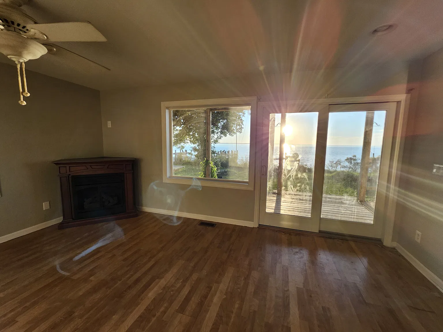 4 bed, 2200 sqft, $3,600 — Photo 4