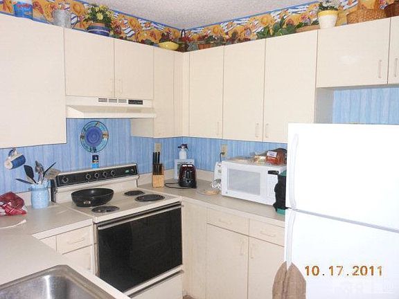 4th image of 790 New River Inlet Road #305A