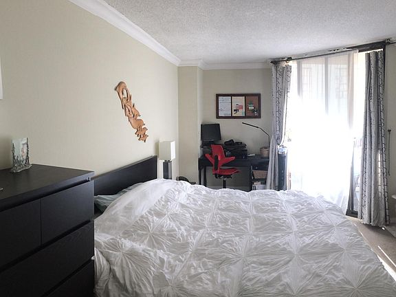 4th image of 152 Lombard St