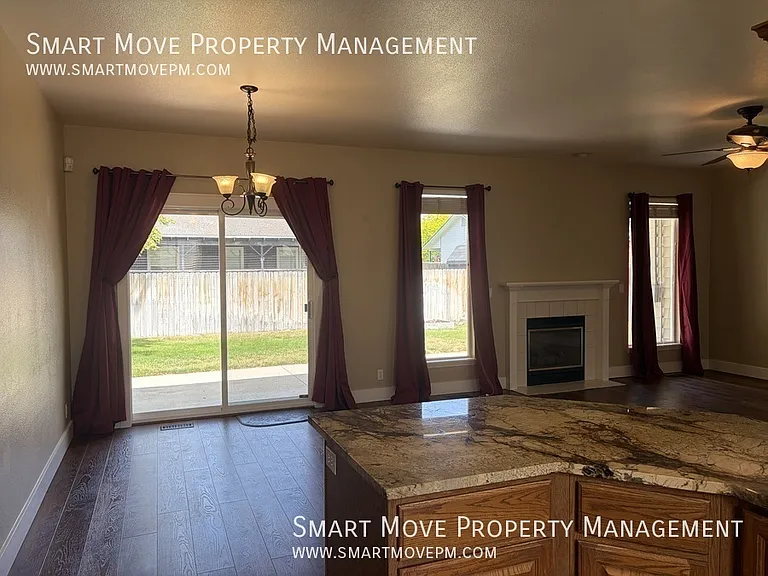 682 W Criterion St — Photo 8
