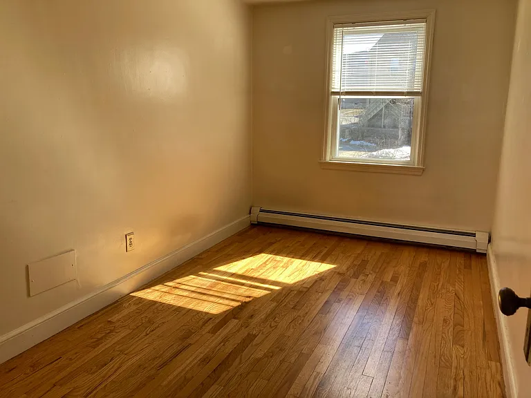 8 Quebec St #4 — Photo 6