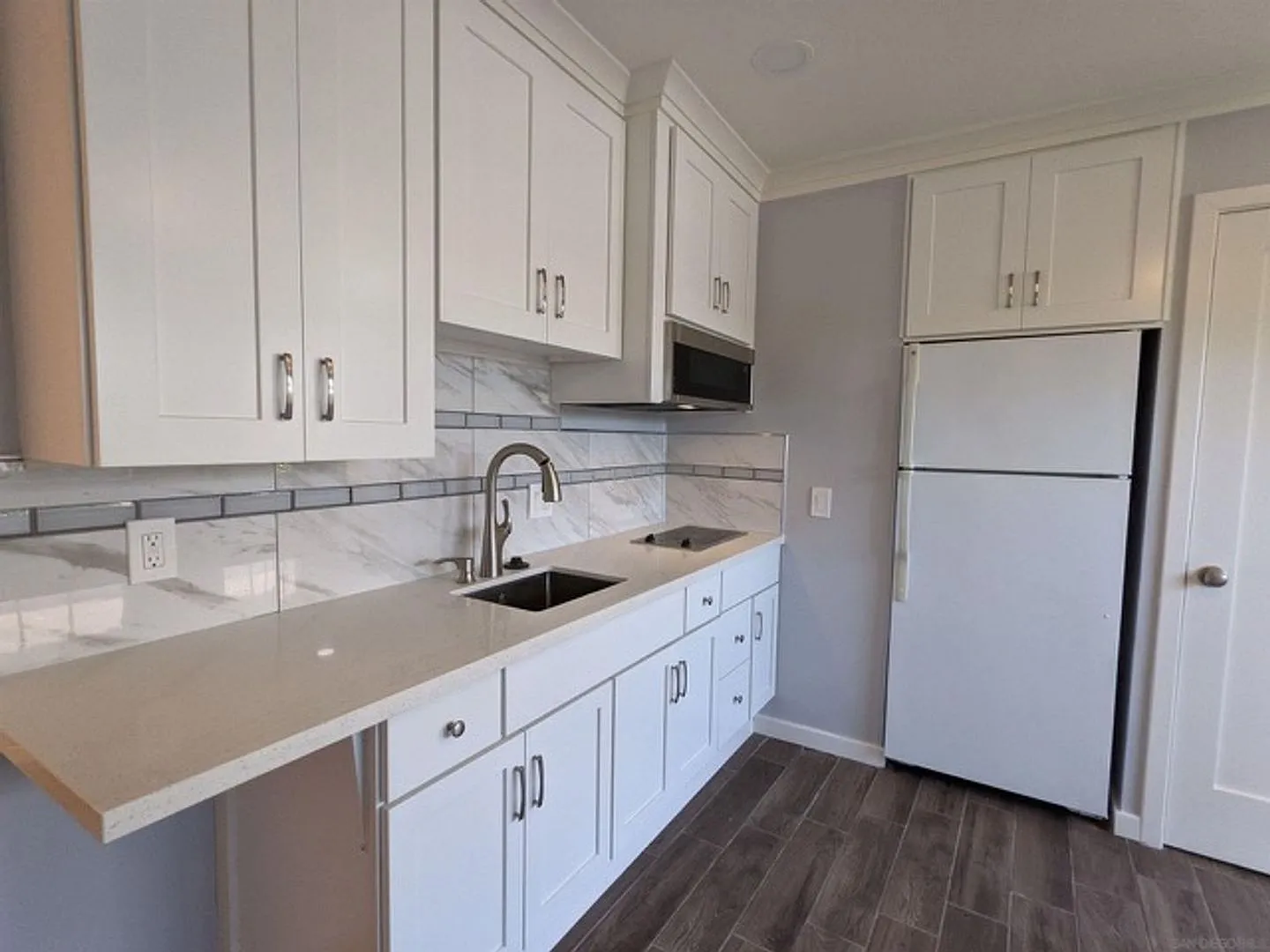 Light & Bright Studio Apartment in Mira Mesa — Photo 4