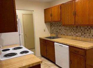98 Arrowood Rd UNIT C, Manalapan, NJ 07726