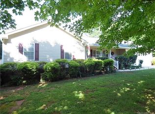 5181 Albrook Dr, Davidson, NC 28036