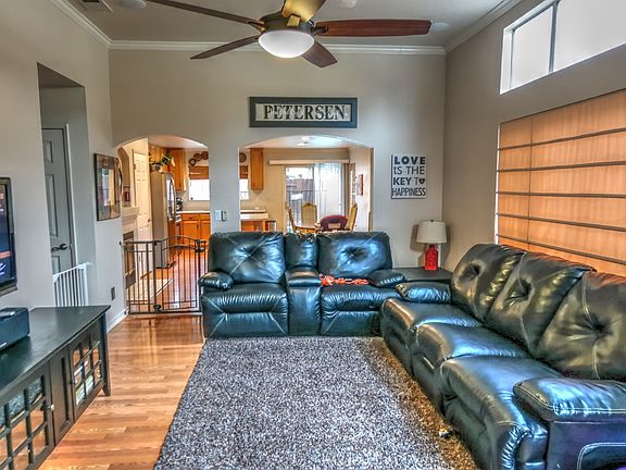 2nd image of 467 Pioneer Ave